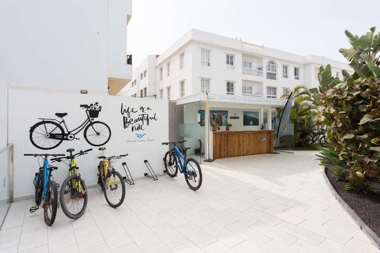 Home2Book Hola Rolls Corralejo Center Ngoại thất bức ảnh