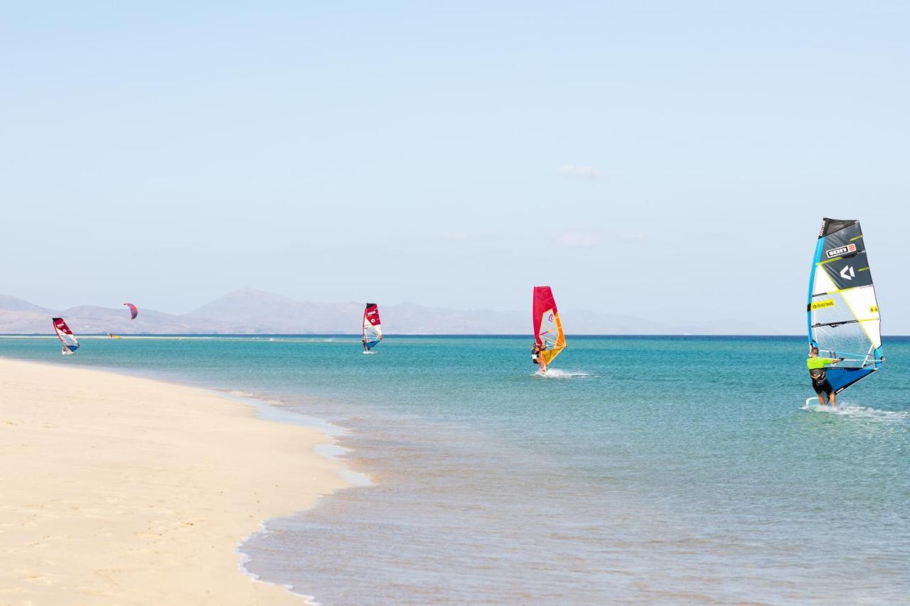 Home2Book Hola Rolls Corralejo Center Ngoại thất bức ảnh