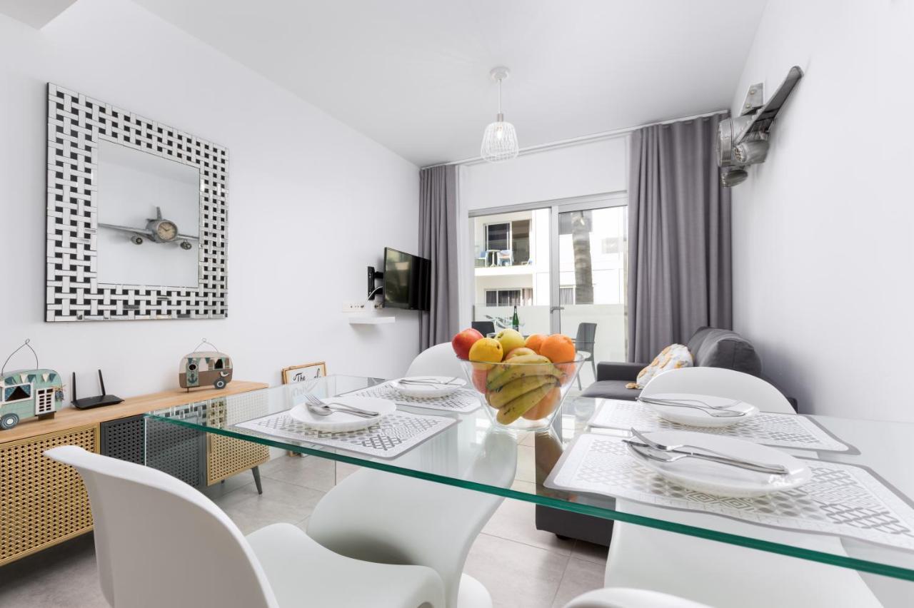 Home2Book Hola Rolls Corralejo Center Ngoại thất bức ảnh